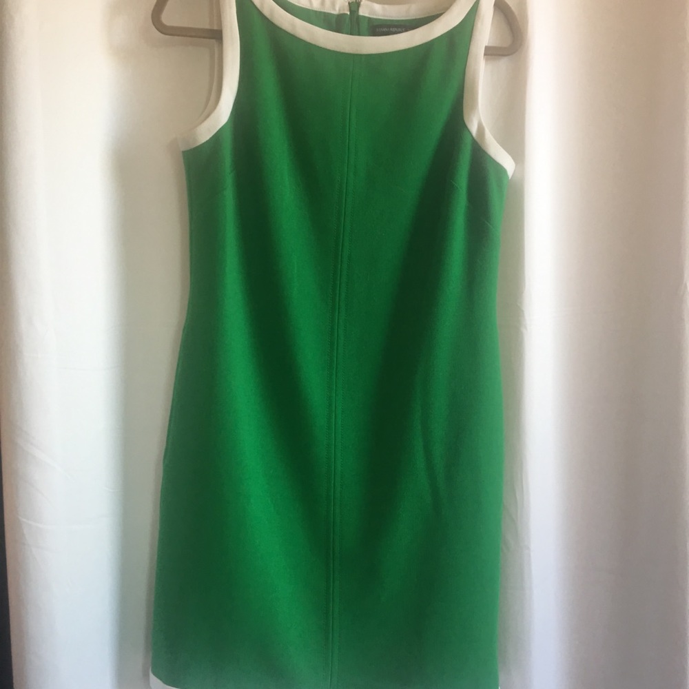 Dress - Picture 3 of 4